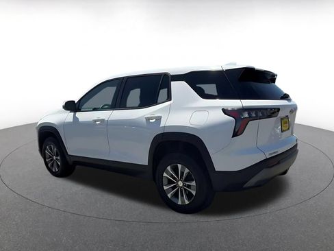 Used 2025 Chevrolet Equinox LT FWD image 9