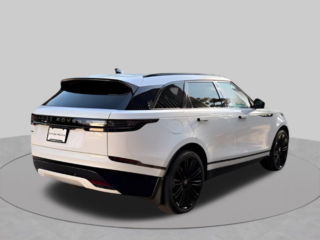 Certified 2026 Land Rover Range Rover Velar Dynamic SE AWD/4WD image 17