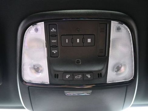 Used 2024 Dodge Durango GT AWD/4WD image 28
