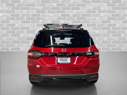 New 2026 Honda Pilot Black Edition image 4