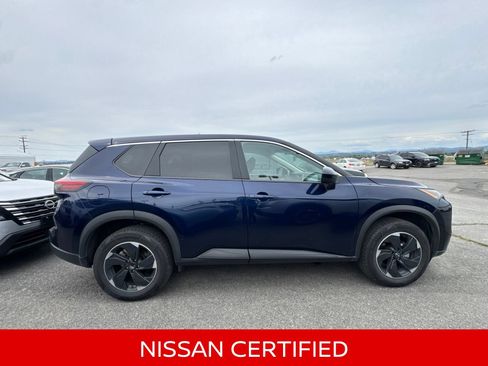 Certified 2025 Nissan Rogue SV AWD/4WD image 8