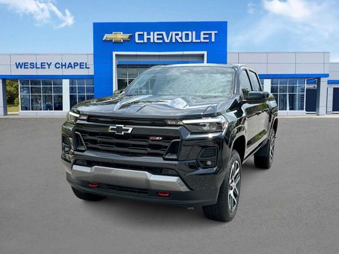Certified 2024 Chevrolet Colorado Z71 w/ Z71 Convenience Package 2 AWD/4WD image 1