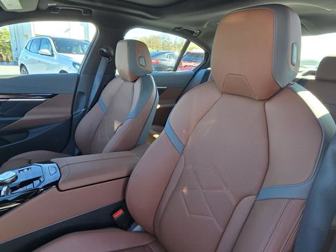 New 2026 BMW 530i w/ M Sport Package RWD image 6