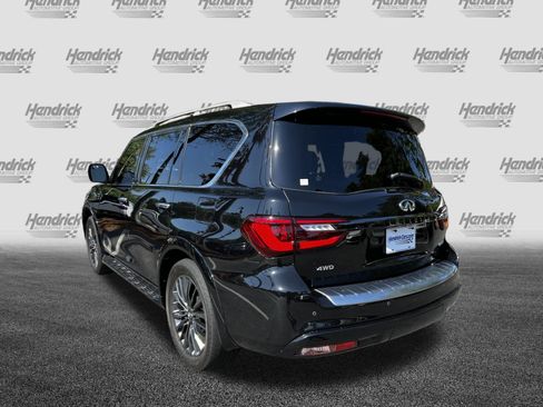 Used 2024 INFINITI QX80 Sensory AWD/4WD image 7