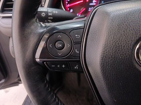 Used 2021 Toyota Camry XSE image 16