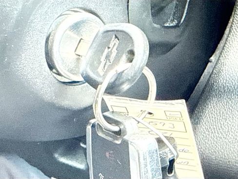 Used 2021 Chevrolet Silverado 1500 Custom image 35