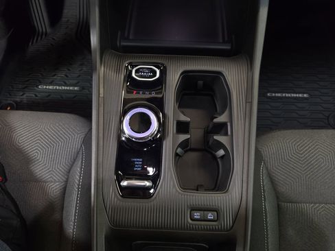 New 2026 Jeep Cherokee Laredo image 23