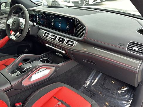 Certified 2023 Mercedes-Benz GLE 53 AMG 4MATIC image 28