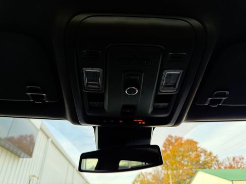 Certified 2023 GMC Yukon SLT image 29