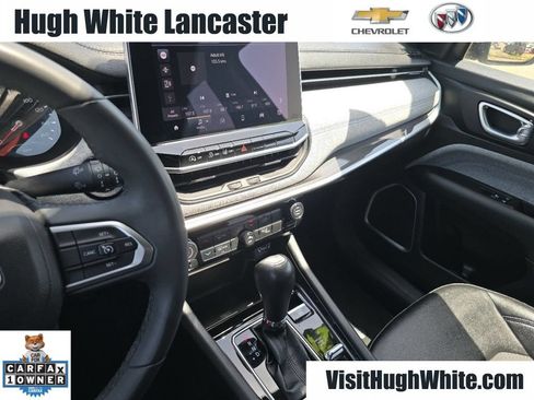 Used 2024 Jeep Compass Latitude AWD/4WD image 25