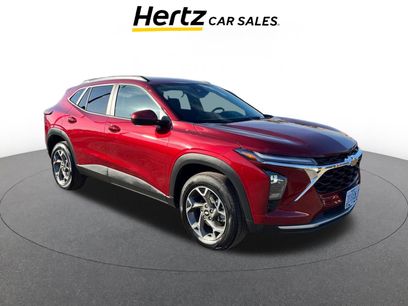 Used 2025 Chevrolet Trax LT