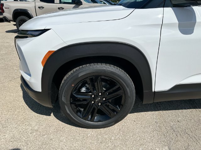 New 2026 Chevrolet TrailBlazer LT w/ Midnight Edition FWD image 35