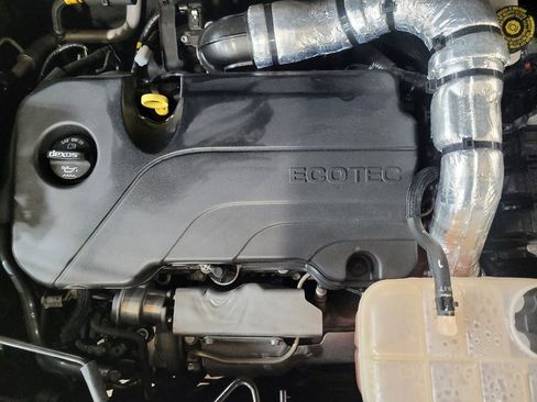 Used 2022 Chevrolet Trax LT image 30