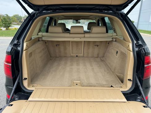 Used 2012 BMW X5 xDrive35d image 16