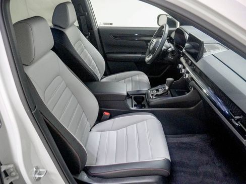 Used 2026 Honda CR-V Sport Touring image 32