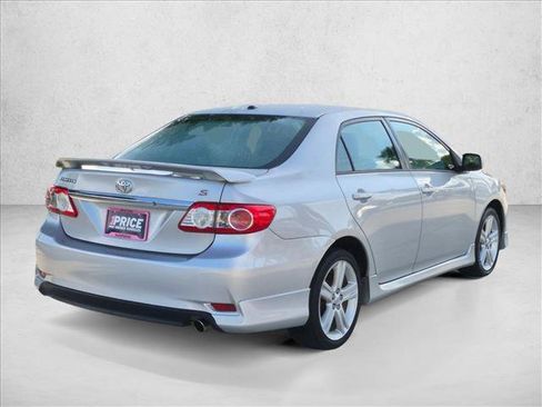 Used 2013 Toyota Corolla S w/ Premium Pkg FWD image 5
