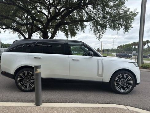 Used 2023 Land Rover Range Rover Long Wheelbase Autobiography AWD/4WD image 3