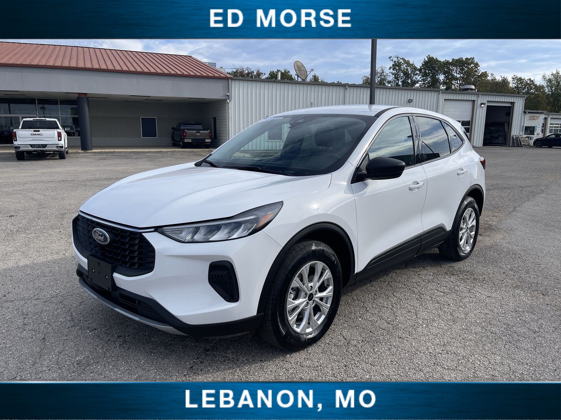 Used 2025 Ford Escape Active AWD/4WD image 4
