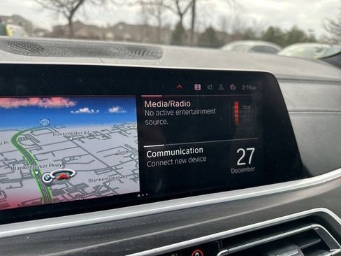 Used 2022 BMW X7 xDrive40i w/ M Sport Package image 12