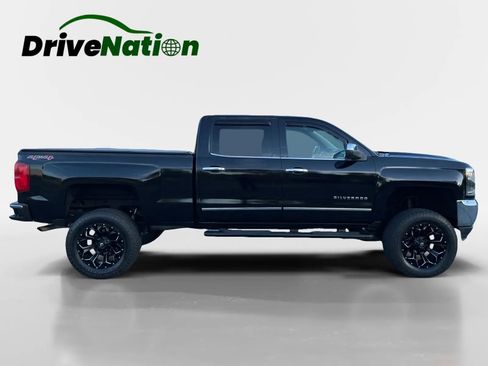 Used 2016 Chevrolet Silverado 1500 LTZ AWD/4WD image 4