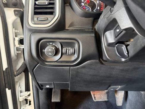 Used 2019 RAM 2500 Big Horn AWD/4WD image 16