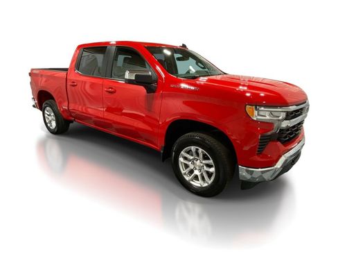 Used 2024 Chevrolet Silverado 1500 LT AWD/4WD image 5