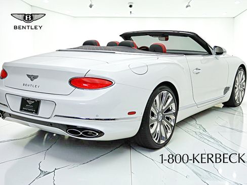 Certified 2022 Bentley Continental GT Mulliner AWD/4WD image 9