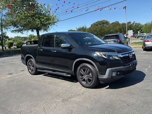 Used 2018 Honda Ridgeline Sport image 7