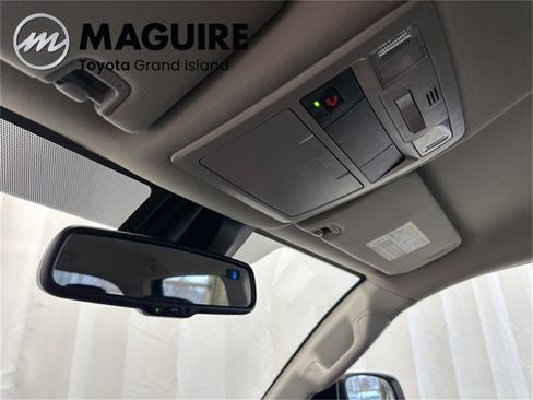 Used 2023 Toyota Tacoma SR5 image 5