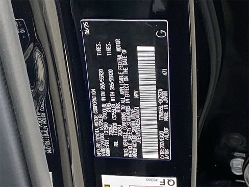 Certified 2025 Toyota 4Runner TRD Sport image 35