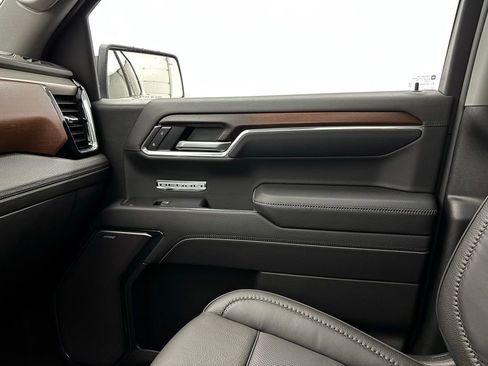 New 2026 GMC Sierra 1500 Denali w/ Denali Reserve Package image 44