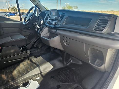 Used 2024 Ford Transit 250 148 Medium Roof image 17