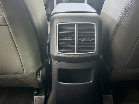 Used 2025 Kia Sportage LX image 26