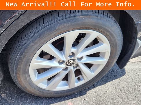 Used 2023 Toyota Camry LE FWD image 9