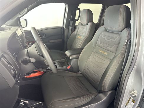 Used 2025 Nissan Frontier Pro-X w/ Pro Convenience Package image 15