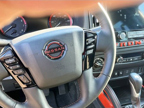 Used 2025 Nissan Frontier PRO-4X w/ Pro Convenience Package AWD/4WD image 11