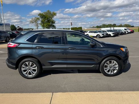 Used 2023 Ford Edge Titanium AWD/4WD image 9