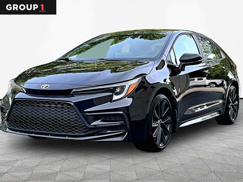 Certified 2025 Toyota Corolla SE FWD image 1