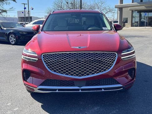 Used 2023 Genesis GV70 2.5T w/ Advanced Package image 8