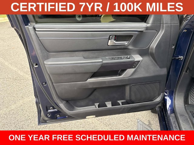 Used 2023 Toyota Sequoia Platinum AWD/4WD image 13