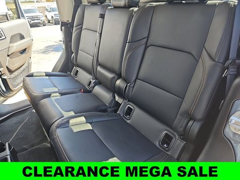 New 2025 Jeep Gladiator Willys image 13