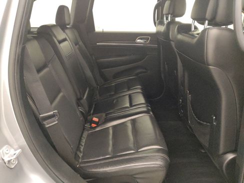 Used 2017 Jeep Grand Cherokee Limited w/ Luxury Group II image 19