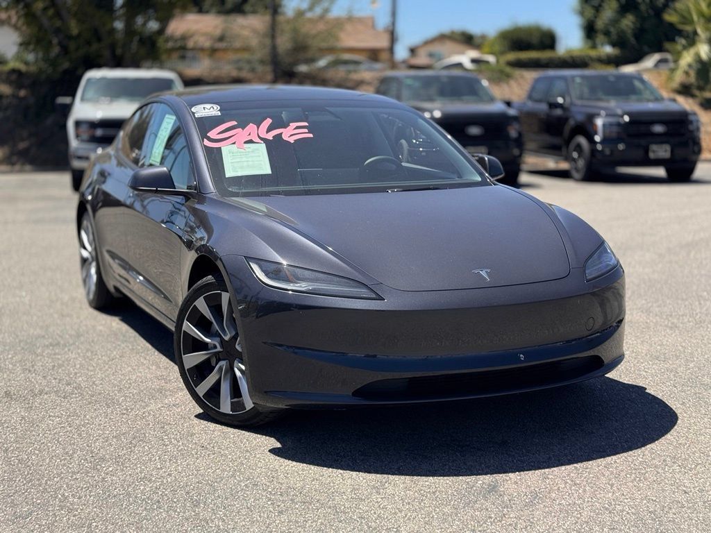 Used 2024 Tesla Model 3 Standard Range RWD image 2