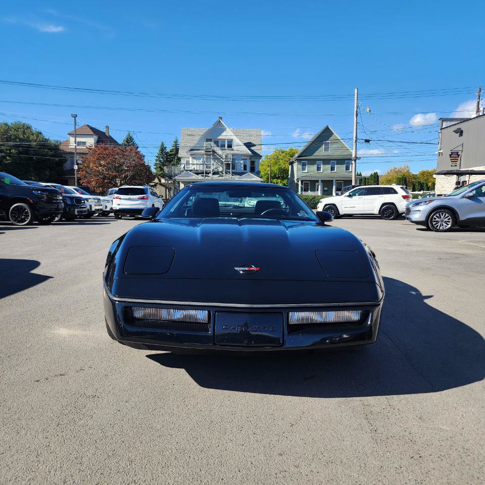 Used 1990 Chevrolet Corvette Coupe RWD image 12