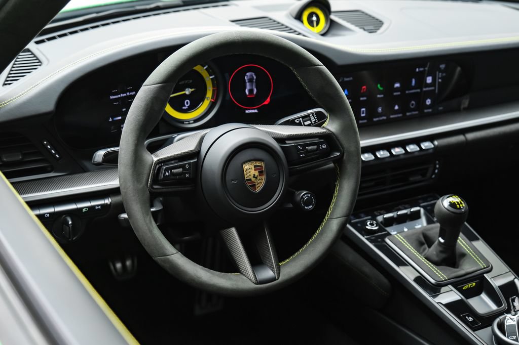 Used 2022 Porsche 911 GT3 RWD image 17