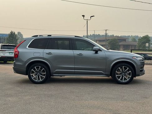 Used 2019 Volvo XC90 T6 Momentum w/ Advanced Package AWD/4WD image 9