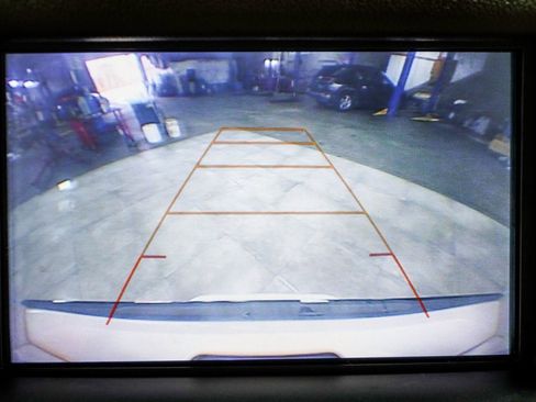 Used 2018 GMC Yukon XL Denali w/ Denali Ultimate Package image 28