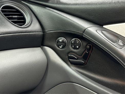 Used 2006 Mercedes-Benz SL 55 AMG image 32