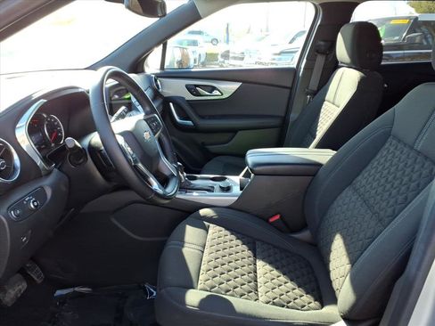 Used 2020 Chevrolet Blazer LT image 25