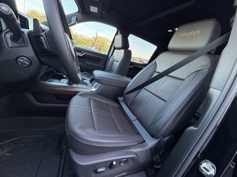New 2026 Chevrolet Silverado 1500 High Country w/ High Country Premium Package image 20
